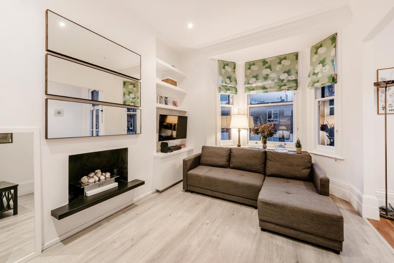 Lovely 2 Bedroom Flat In The Heart Of Chelsea London Exterior photo