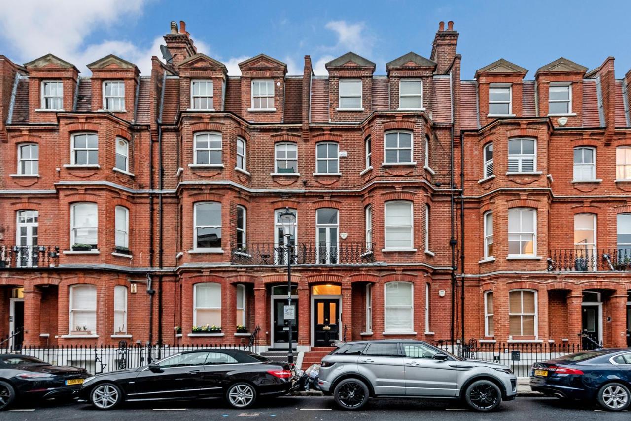 Lovely 2 Bedroom Flat In The Heart Of Chelsea London Exterior photo