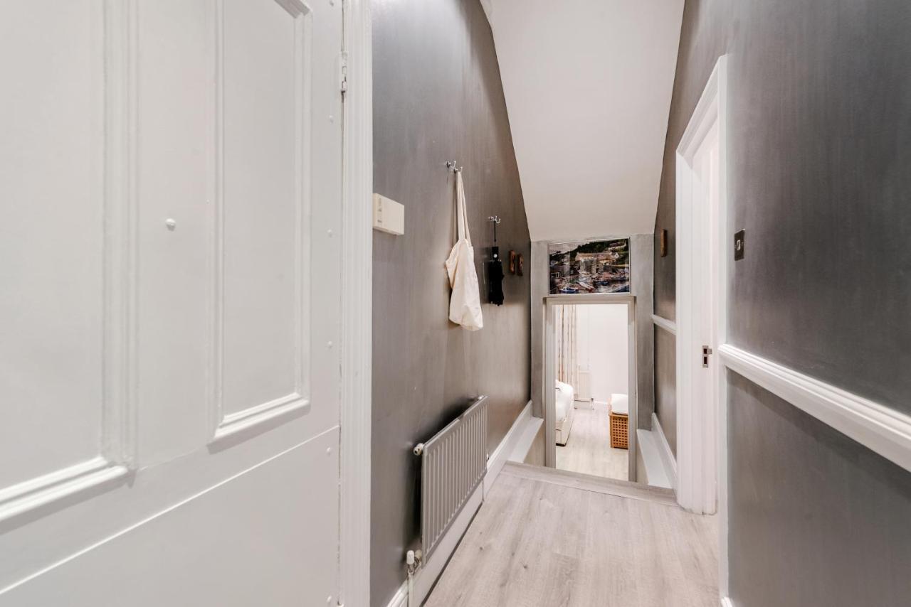 Lovely 2 Bedroom Flat In The Heart Of Chelsea London Exterior photo