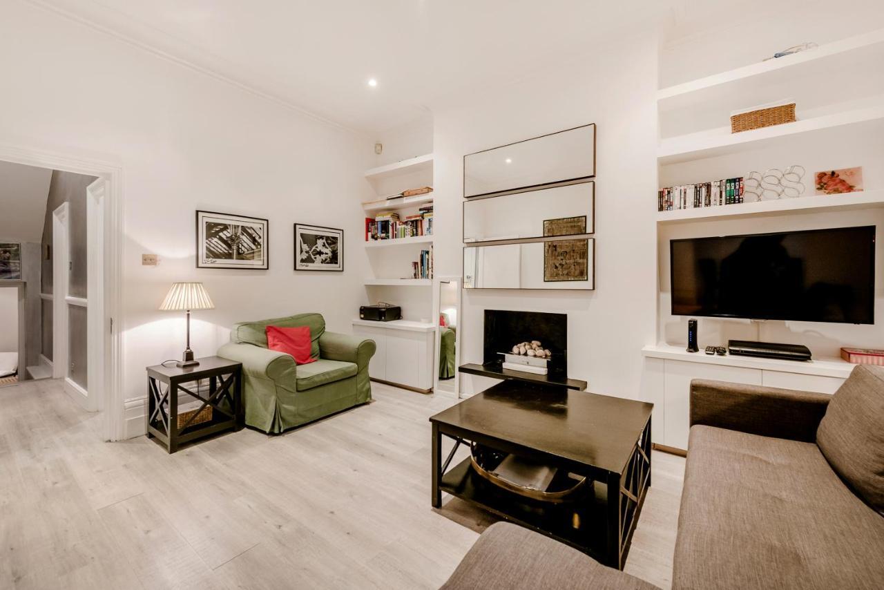 Lovely 2 Bedroom Flat In The Heart Of Chelsea London Exterior photo