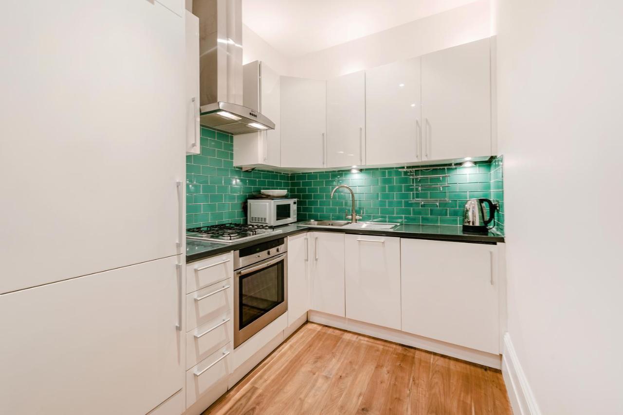 Lovely 2 Bedroom Flat In The Heart Of Chelsea London Exterior photo